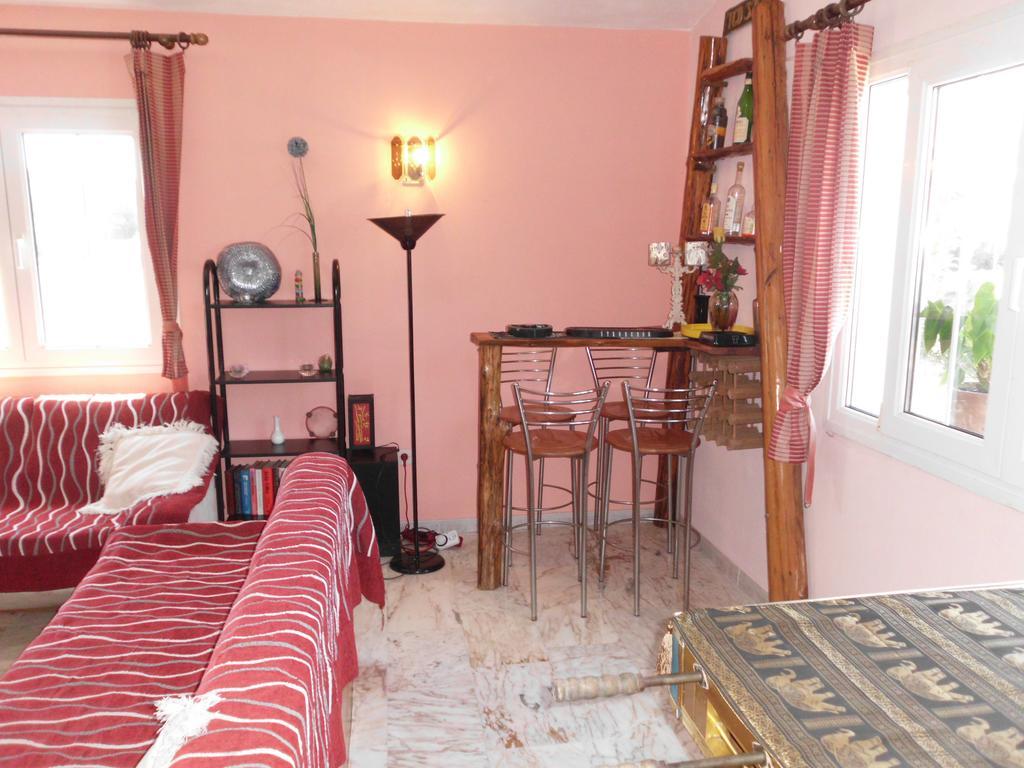 Appartement Tom'S House à Skriperon Extérieur photo
